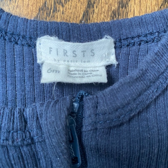 Firsts by Petit Lem Ribbed Sleeper - size 6M - Picture 2 of 2